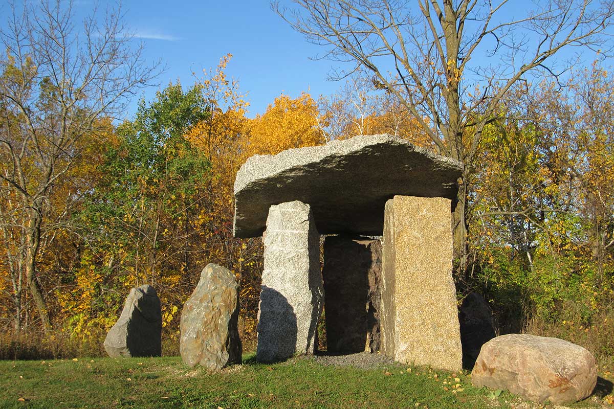 dolmen-featured dolmen featured - Kinstone